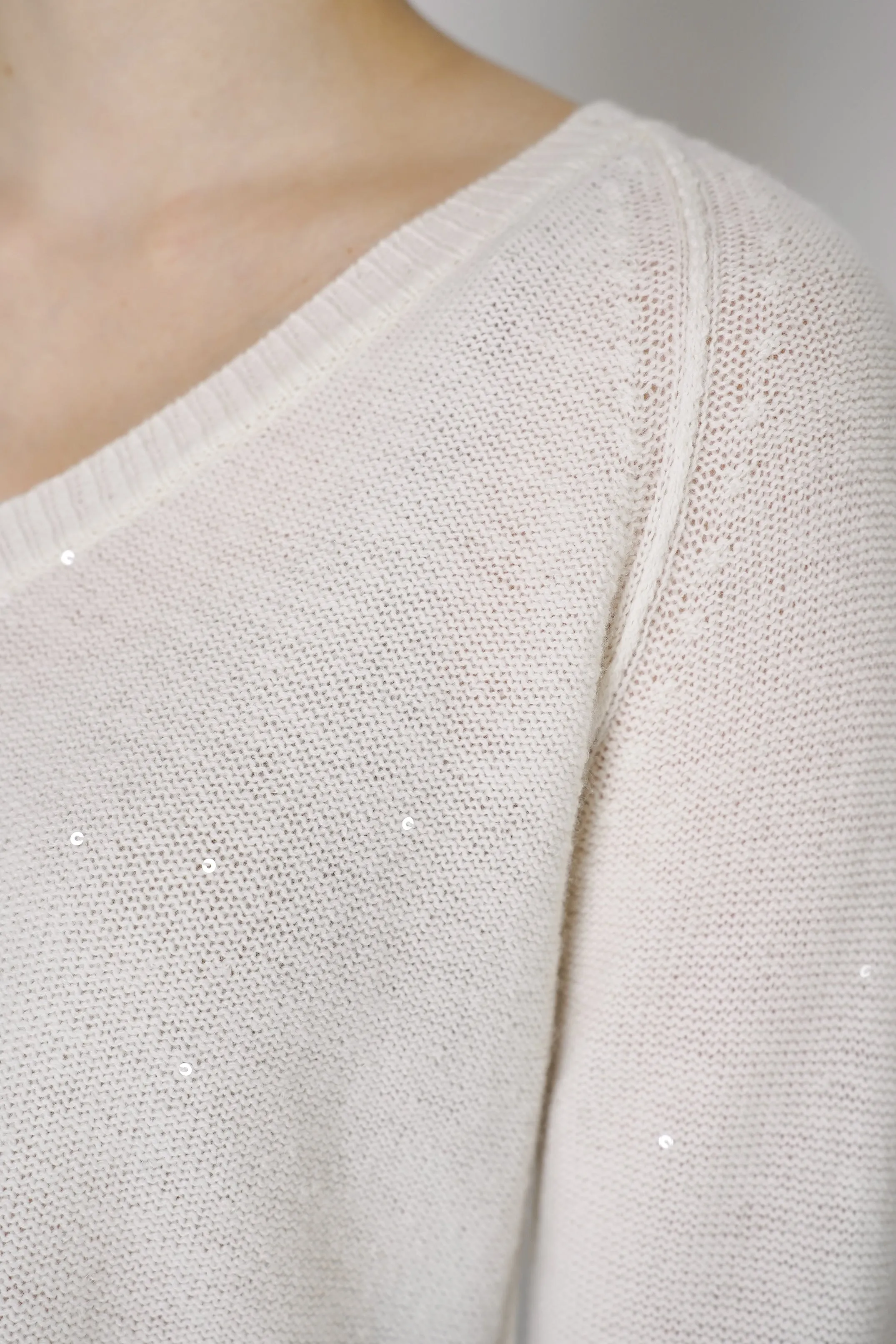 Lorena Antoniazzi Subtle Sparkle Cashmere Blend Knitted Pullover in Off-White